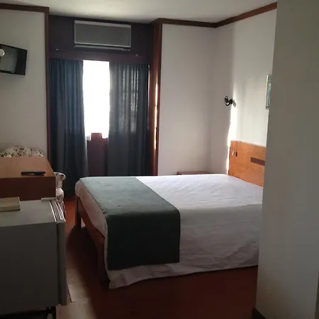 Rs Sobreiro Guest house *